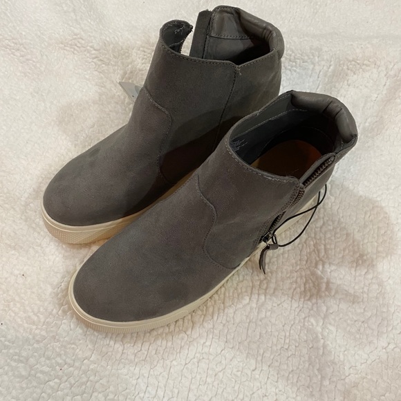 Shoes - Shoes